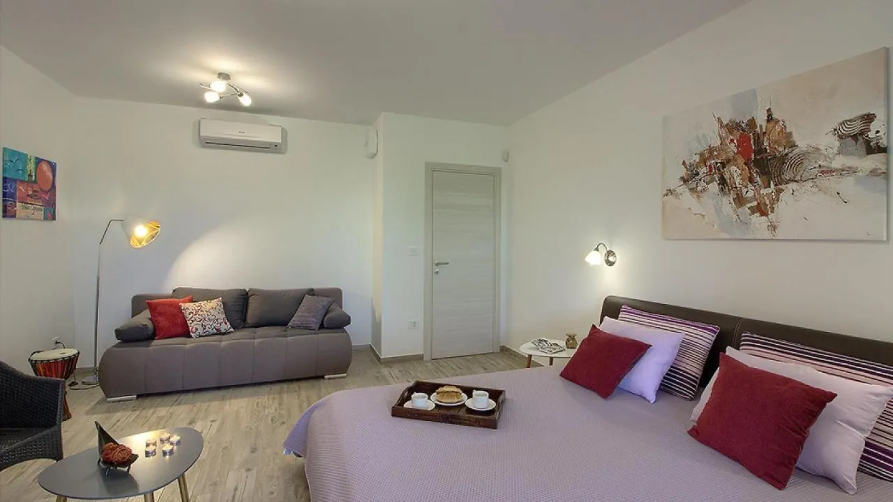 Luxurious Mediterranean House Kavran