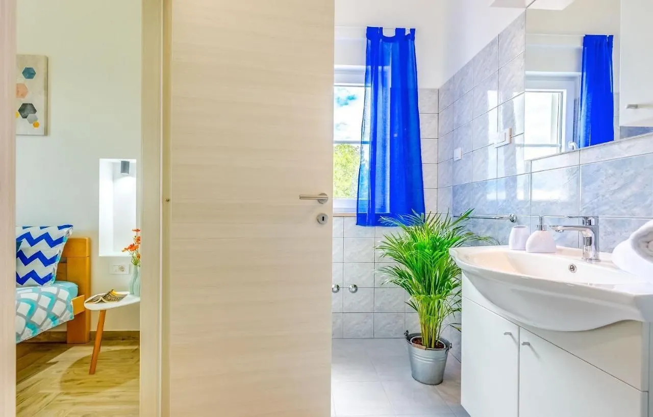 Villa Luxurious Mediterranean House Kavran Croatia