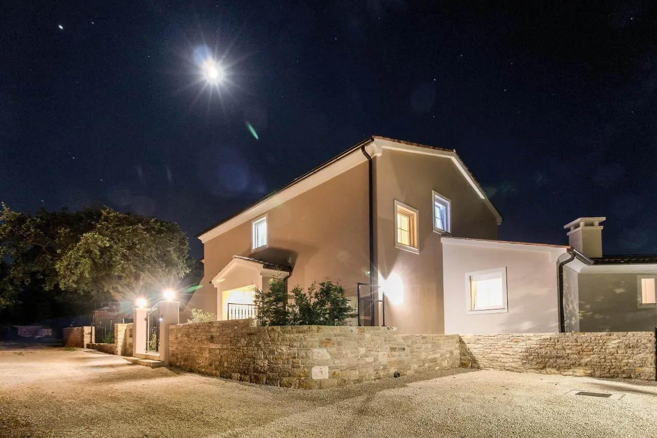 Luxurious Mediterranean House Kavran Villa