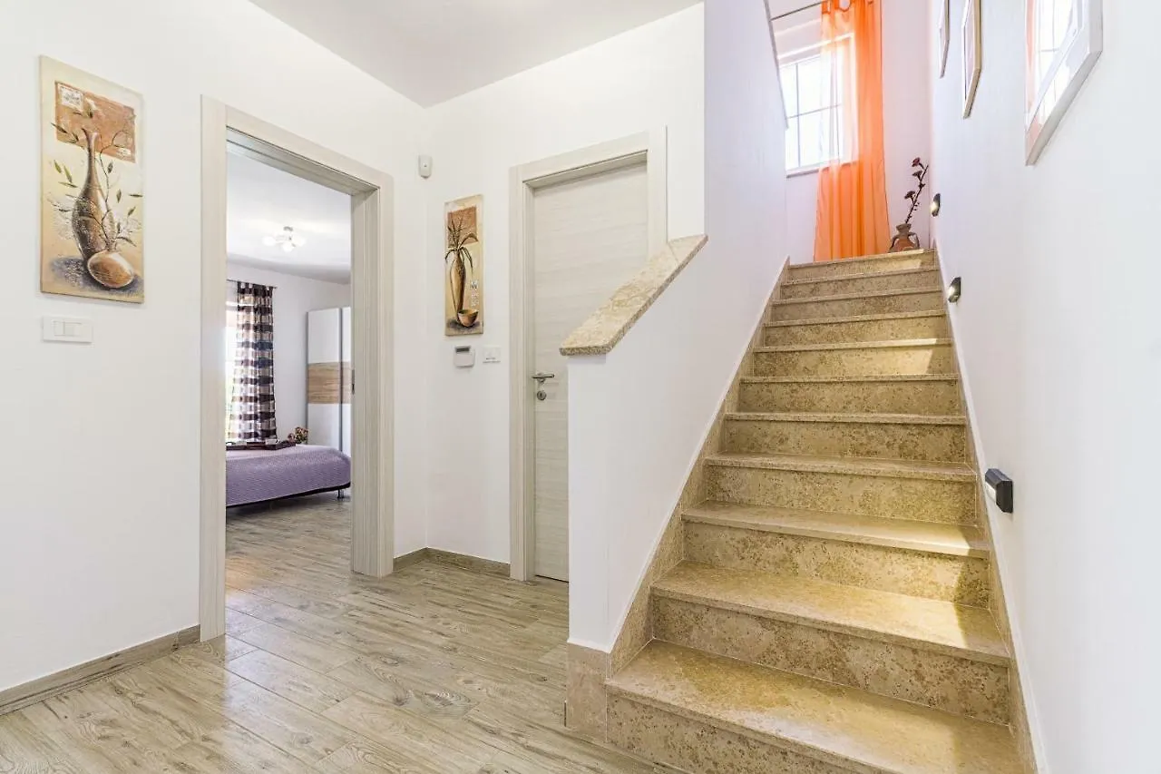 Luxurious Mediterranean House Kavran Croatia